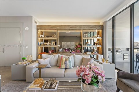 Condo in Aventura, Florida, 3 bedrooms  № 2000961 - photo 7