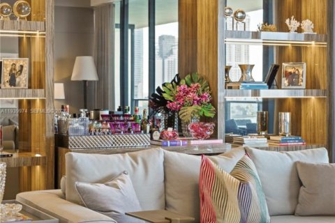 Condo in Aventura, Florida, 3 bedrooms  № 2000961 - photo 9