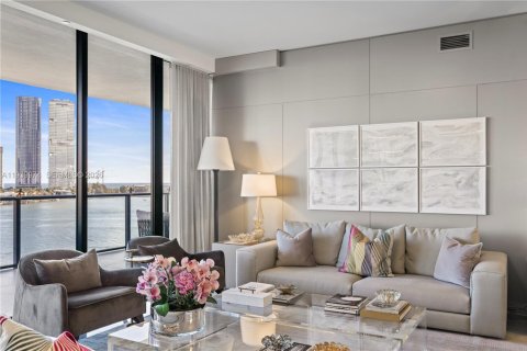 Condo in Aventura, Florida, 3 bedrooms  № 2000961 - photo 11