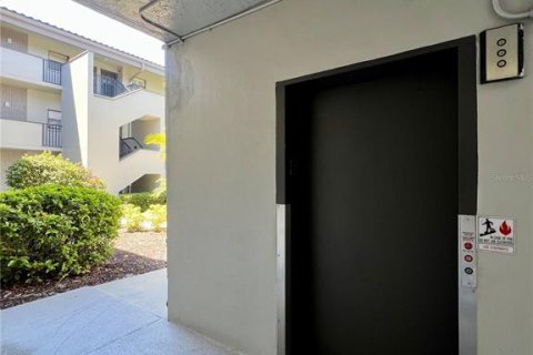 Copropriété à vendre à Clearwater, Floride: 2 chambres, 99.41 m2 № 2095217 - photo 21