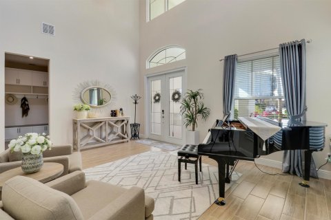 House in Jensen Beach, Florida 5 bedrooms, 394.74 sq.m. № 2190400 - photo 10