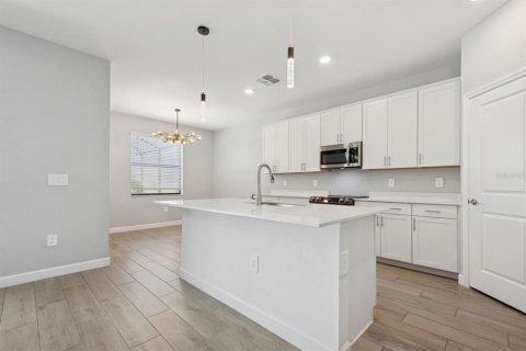 Casa en venta en Lakewood Ranch, Florida, 6 dormitorios, 359.25 m2 № 1637673 - foto 6