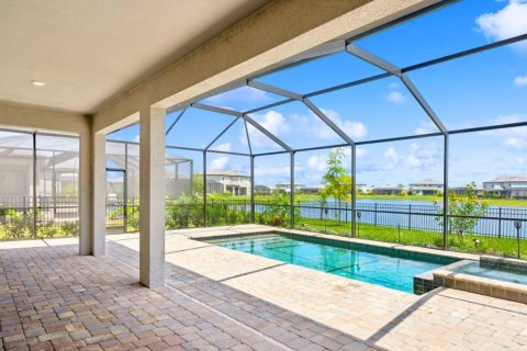 Casa en venta en Lakewood Ranch, Florida, 6 dormitorios, 359.25 m2 № 1637673 - foto 9