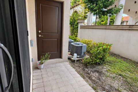 Touwnhouse à vendre à Riviera Beach, Floride: 2 chambres, 115.2 m2 № 2414409 - photo 13