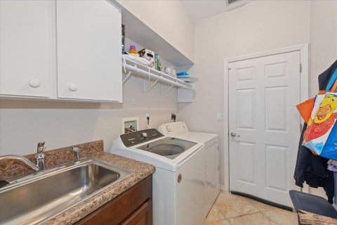 Villa ou maison à vendre à Punta Gorda, Floride: 4 chambres, 207.36 m2 № 1883696 - photo 25