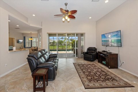 Villa ou maison à vendre à Punta Gorda, Floride: 4 chambres, 207.36 m2 № 1883696 - photo 16
