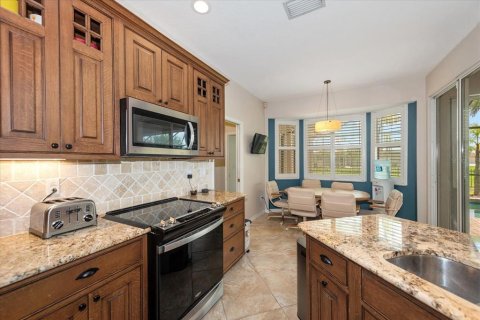Villa ou maison à vendre à Punta Gorda, Floride: 4 chambres, 207.36 m2 № 1883696 - photo 11
