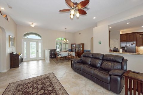 Villa ou maison à vendre à Punta Gorda, Floride: 4 chambres, 207.36 m2 № 1883696 - photo 13