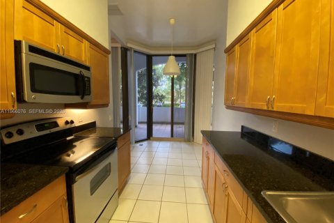 Condominio en alquiler en Aventura, Florida, 2 dormitorios, 121.7 m2 № 2027882 - foto 16