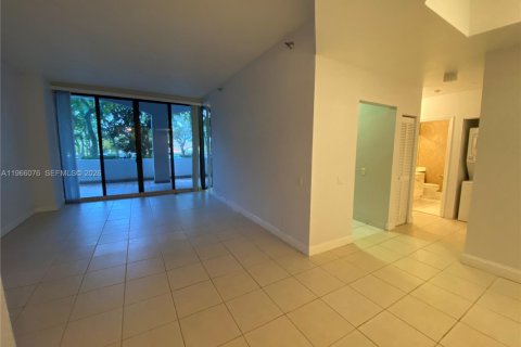 Condominio en alquiler en Aventura, Florida, 2 dormitorios, 121.7 m2 № 2027882 - foto 12