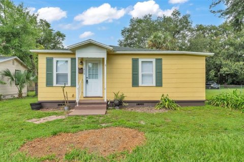House in Lakeland, Florida 3 bedrooms, 95.5 sq.m. № 1884723 - photo 1