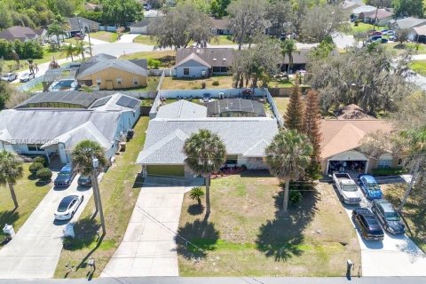 Villa ou maison à vendre à Kissimmee, Floride: 3 chambres, 180.32 m2 № 2051309 - photo 24