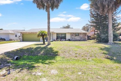 Villa ou maison à vendre à Kissimmee, Floride: 3 chambres, 180.32 m2 № 2051309 - photo 2