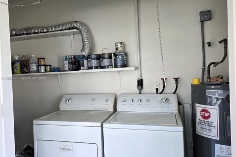 Снять в аренду виллу или дом в Порт-Шарлотт, Флорида 2 спальни, № 1991374 - фото 14