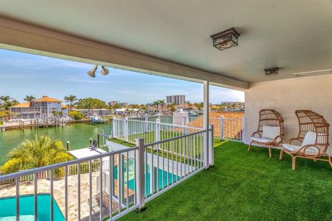 Casa en venta en Clearwater, Florida, 5 dormitorios, 286.7 m2 № 2424389 - foto 26