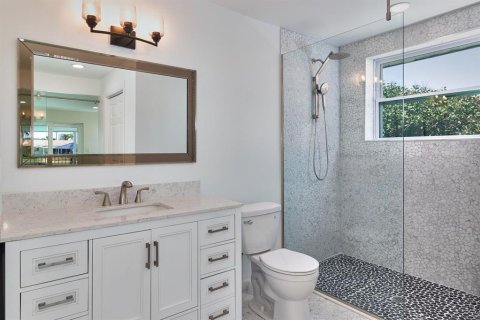Casa en venta en Clearwater, Florida, 5 dormitorios, 286.7 m2 № 2424389 - foto 22