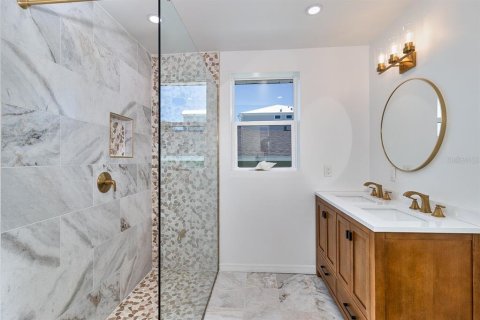 Casa en venta en Clearwater, Florida, 5 dormitorios, 286.7 m2 № 2424389 - foto 16