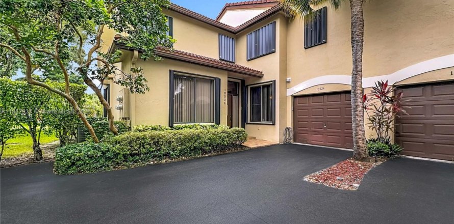 Condo in Plantation, Florida, 2 bedrooms  № 1973918