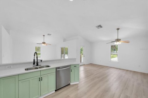 House in Gulfport, Florida 3 bedrooms, 167.97 sq.m. № 1742633 - photo 15
