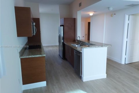 Condo in Sunrise, Florida, 1 bedroom № 2255025 - photo 17