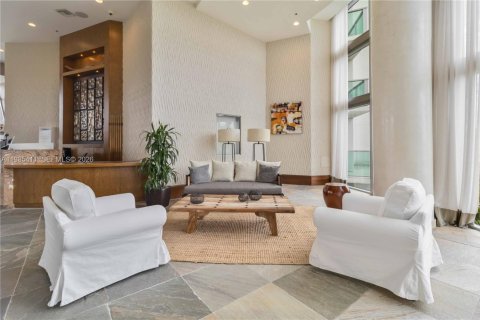 Condo in Sunrise, Florida, 1 bedroom № 2255025 - photo 8