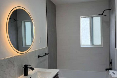 Apartment in Hollywood, Florida 1 bedroom, 65.03 sq.m. № 2170025 - photo 11