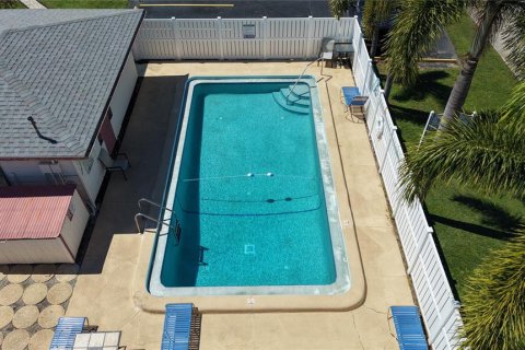 Commercial property in Sarasota, Florida 2 bedrooms, 70.79 sq.m. № 2395912 - photo 22