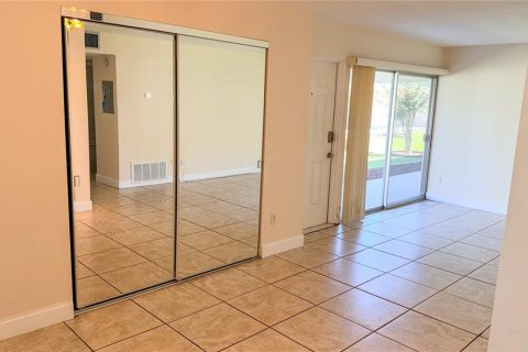 Commercial property in Sarasota, Florida 2 bedrooms, 70.79 sq.m. № 2395912 - photo 11