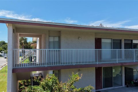 Commercial property in Sarasota, Florida 2 bedrooms, 70.79 sq.m. № 2395912 - photo 3