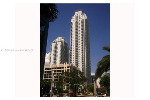 Condo in Miami, Florida  № 1709581 - photo 7