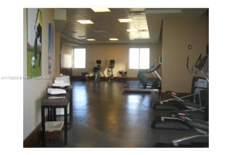 Condo in Miami, Florida  № 1709581 - photo 9