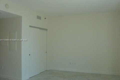 Condo in Miami, Florida  № 1709581 - photo 3