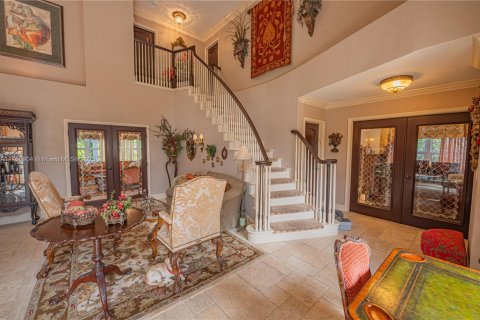 House in Hollywood, Florida 5 bedrooms, 252.69 sq.m. № 1713547 - photo 11