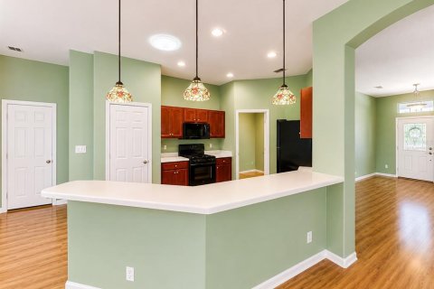 Casa en venta en Leesburg, Florida, 3 dormitorios, 193.89 m2 № 2095482 - foto 5