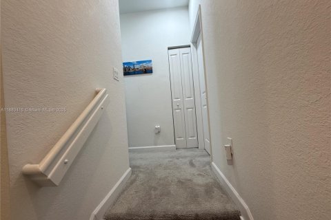 Снять в аренду виллу или дом в Майами, Флорида 3 спальни, 123.37м2, № 1924420 - фото 13