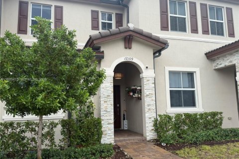 House in Miami, Florida 3 bedrooms, 123.37 sq.m. № 1924420 - photo 27