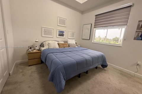 Снять в аренду виллу или дом в Майами, Флорида 3 спальни, 123.37м2, № 1924420 - фото 16