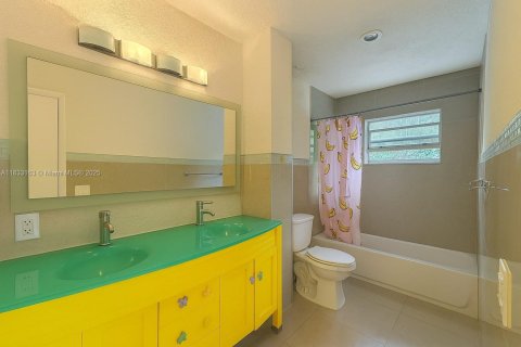 Copropriété à vendre à North Miami, Floride: 1 chambre, 68.1 m2 № 1934622 - photo 8