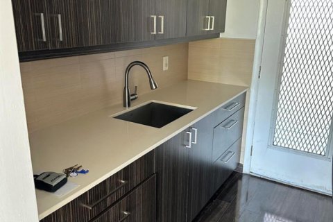 Copropriété à vendre à Pompano Beach, Floride: 1 chambre, 59.46 m2 № 2240665 - photo 3