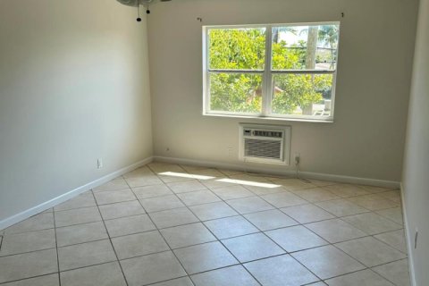 Copropriété à vendre à Pompano Beach, Floride: 1 chambre, 59.46 m2 № 2240665 - photo 4