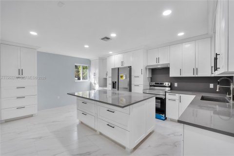 Снять в аренду виллу или дом в Плантация, Флорида 3 спальни, 163.42м2, № 2028080 - фото 9