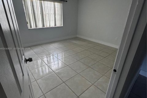 Copropriété à vendre à North Miami, Floride: 1 chambre, 64.38 m2 № 2087303 - photo 8