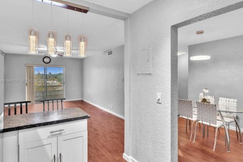 Купить кондоминиум в Плантация, Флорида 2 спальни, 84.26м2, № 2023589 - фото 27