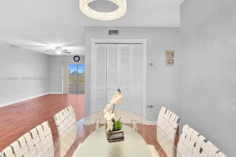 Купить кондоминиум в Плантация, Флорида 2 спальни, 84.26м2, № 2023589 - фото 19