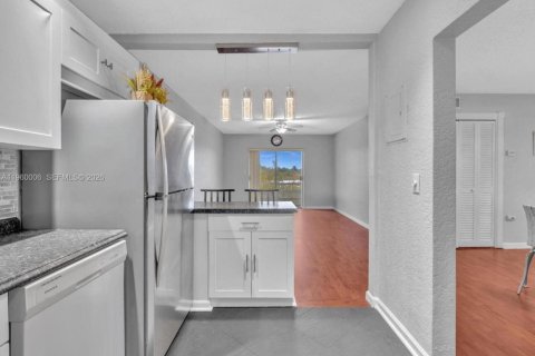 Купить кондоминиум в Плантация, Флорида 2 спальни, 84.26м2, № 2023589 - фото 25