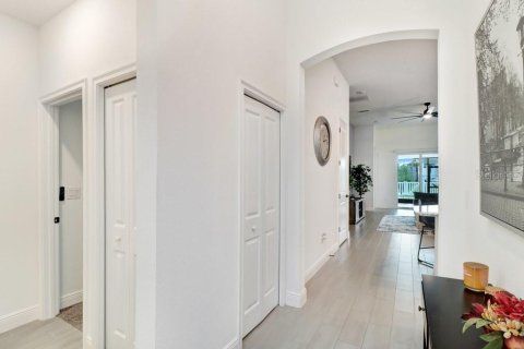House in Palmetto, Florida 4 bedrooms, 176.33 sq.m. № 1834895 - photo 7