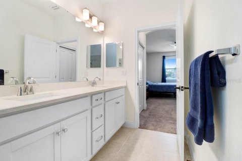 House in Palmetto, Florida 4 bedrooms, 176.33 sq.m. № 1834895 - photo 21