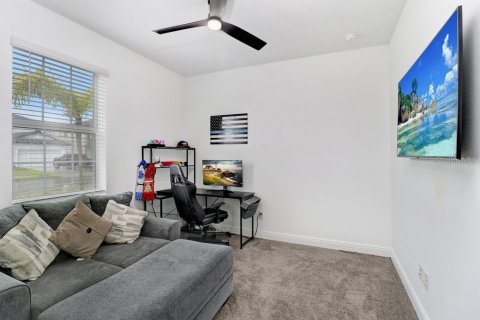 House in Palmetto, Florida 4 bedrooms, 176.33 sq.m. № 1834895 - photo 5