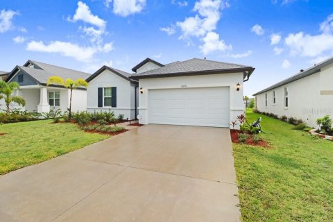 House in Palmetto, Florida 4 bedrooms, 176.33 sq.m. № 1834895 - photo 1