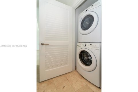 Condominio en venta en Miami, Florida, 2 dormitorios, 110.83 m2 № 1994625 - foto 30
